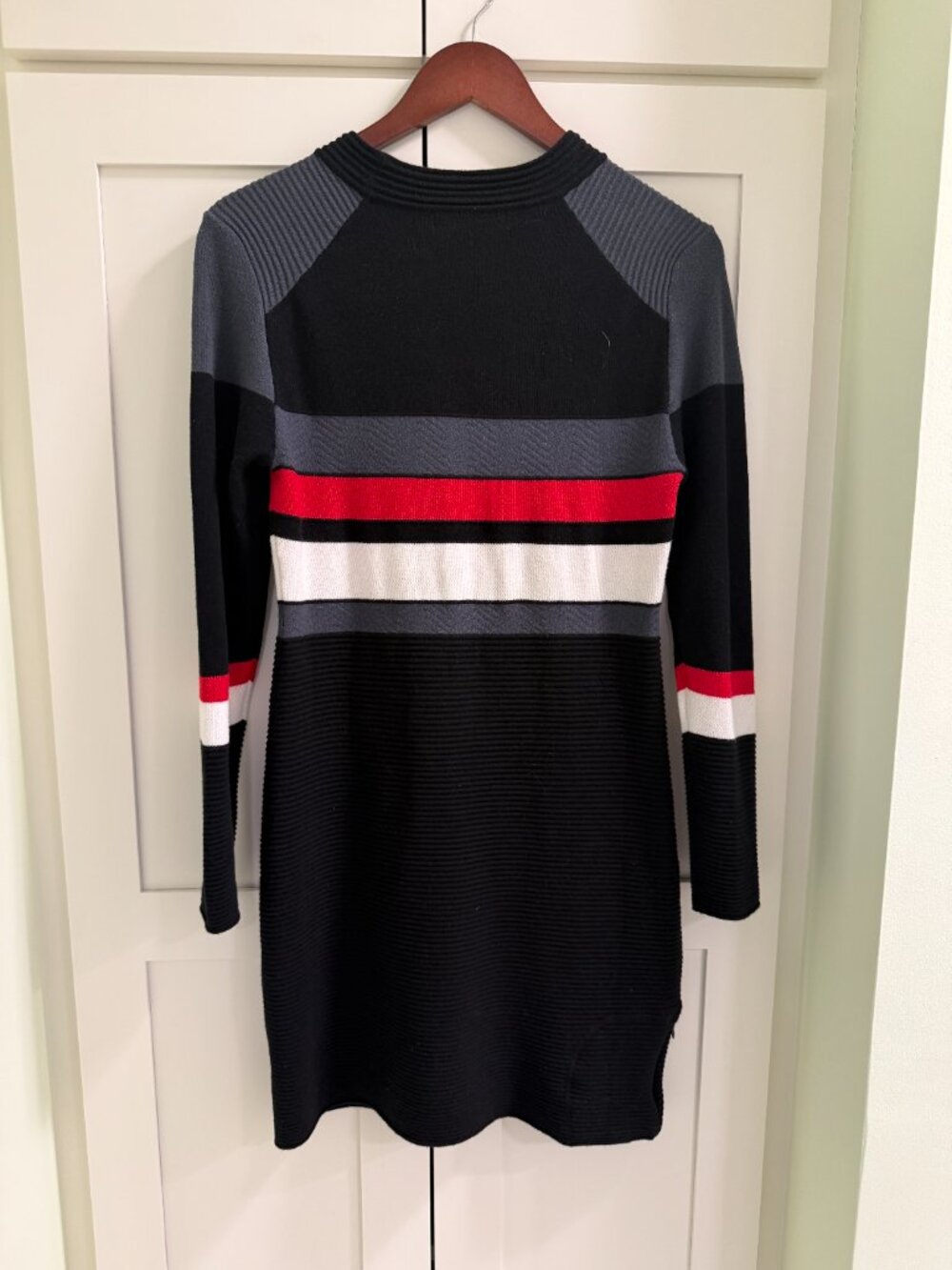 Krimson Klover Womens Black Red Striped Dress Size M Crewneck - Picture 2 of 3